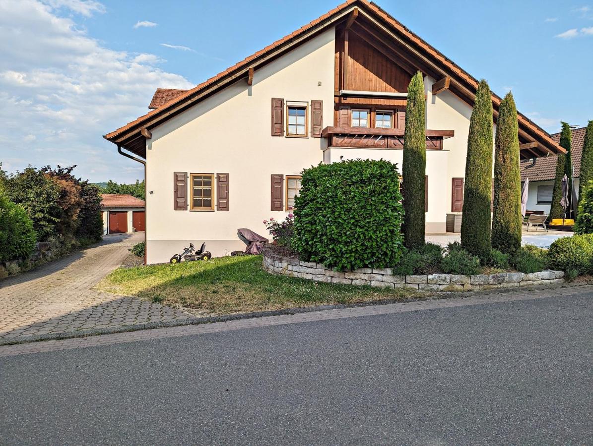 Ferienwohnung Bluetenzauber In Idyllischer Lage Naehe Bodensee Hilzingen Екстериор снимка